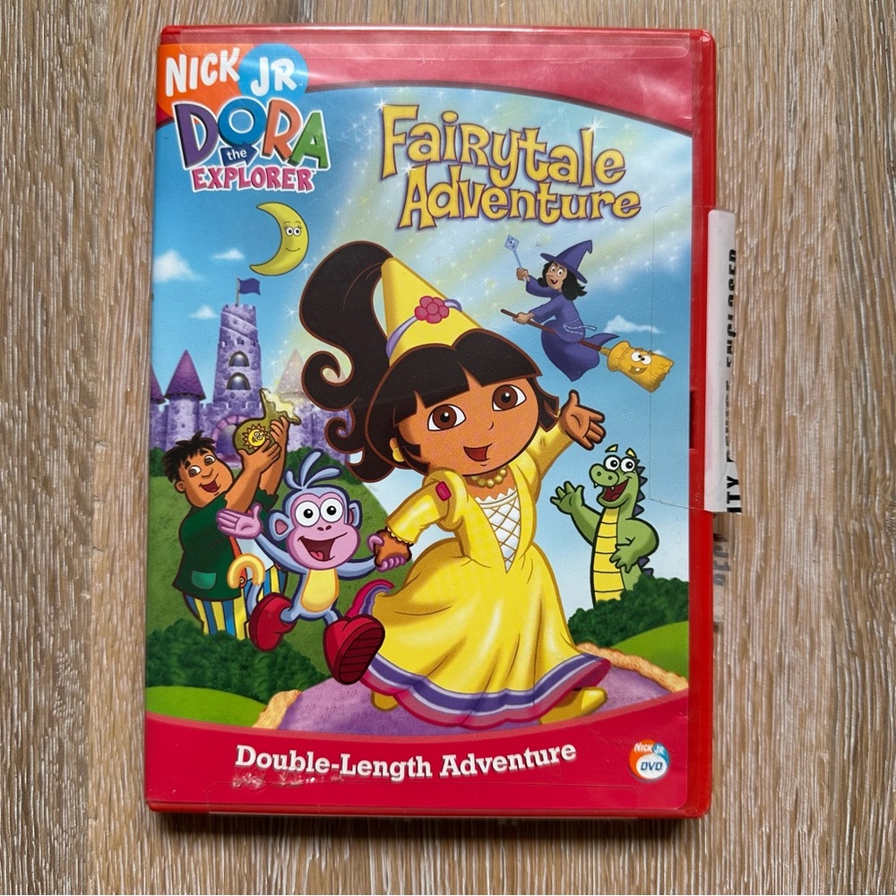 Vintage 00's Dora the Explorer: Fairytale Adventure DVD
